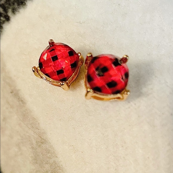 Buffalo plaid stud earrings - Picture 1 of 1